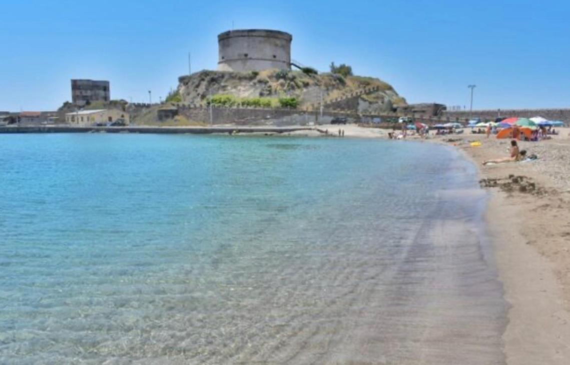 Appartamento Al Mare บอซามารีนา ภายนอก รูปภาพ